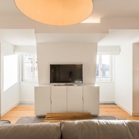Flh Chiado Bright Apartment Lisbon Exterior photo