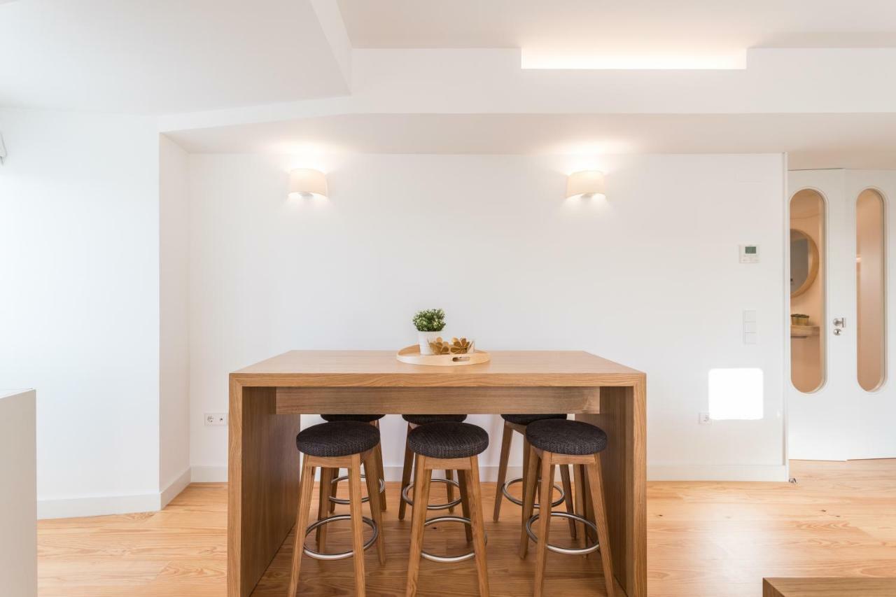 Flh Chiado Bright Apartment Lisbon Exterior photo
